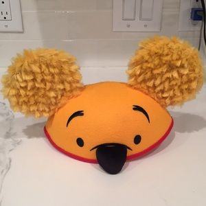 Disney Parks Souvenir Winnie the Pooh Hat / Ears